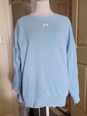 Under Armour Oversized Light Blue Crewneck Sweatshirt